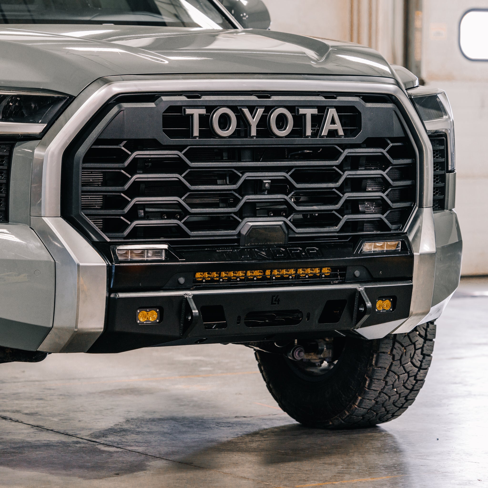 Tundra ［3ED］ 22+ 3rd Gen Tundra Modular Front Bumper - True North