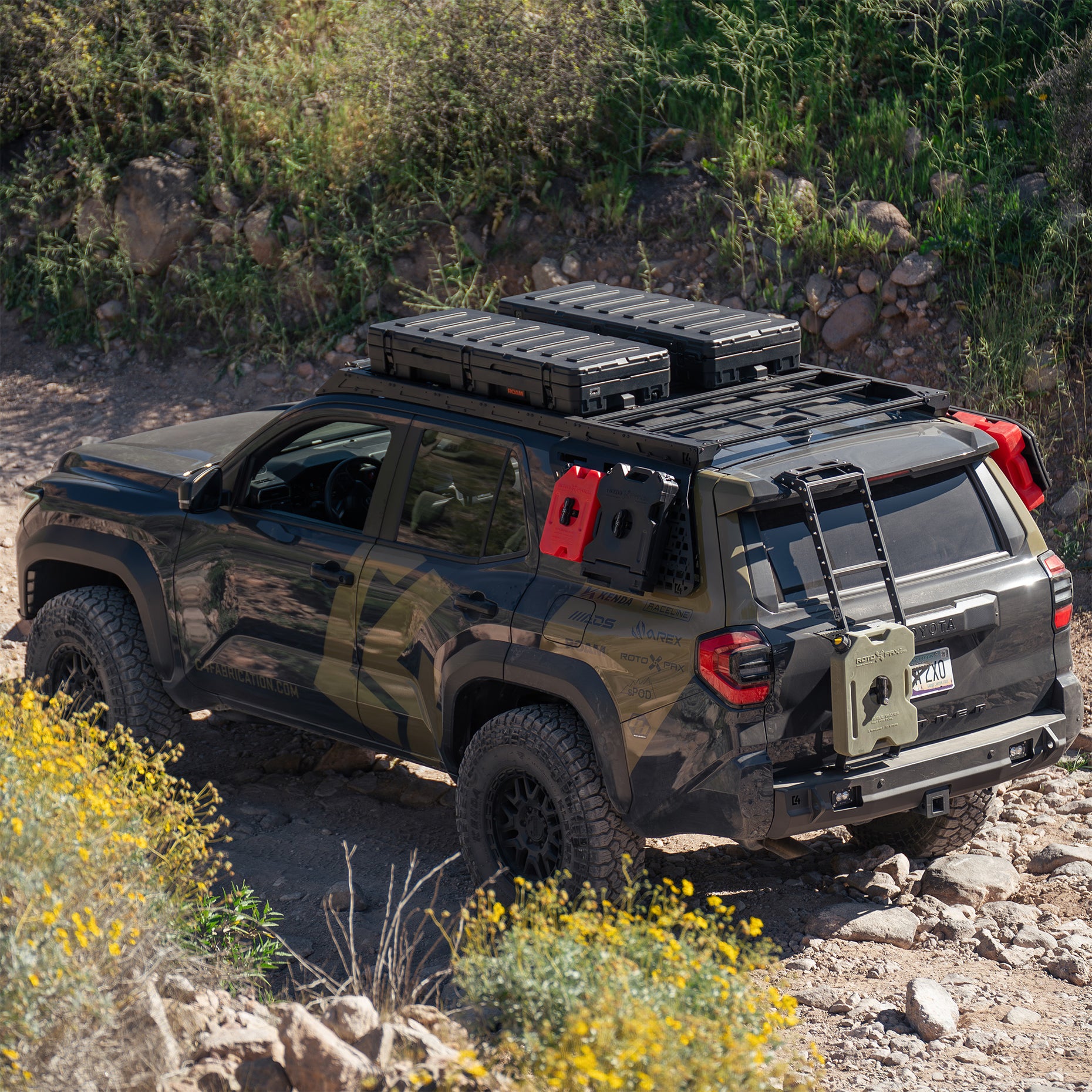 2025+ Toyota 4Runner Roof Rack w/ Light Bar Mount & C4 Fabrication