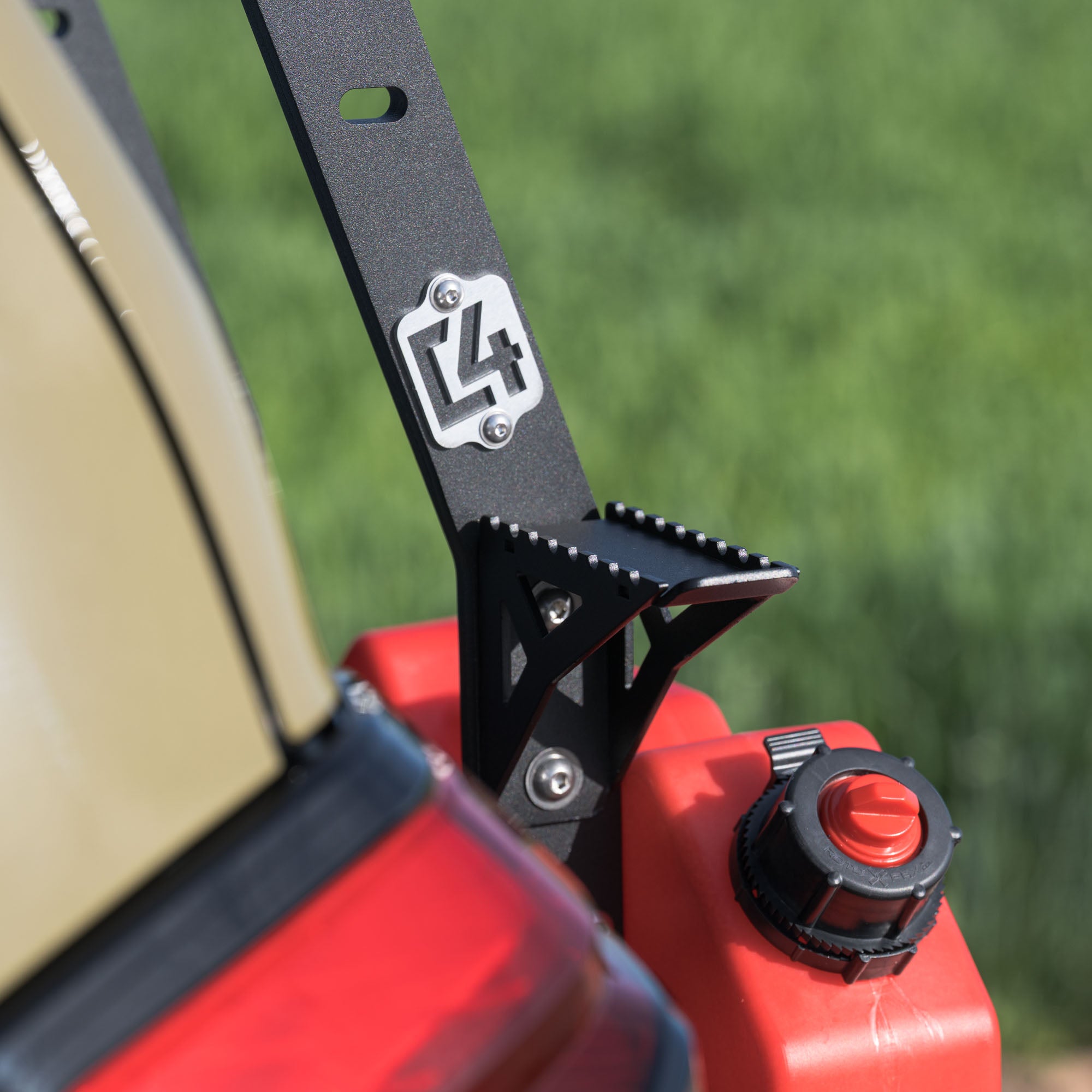 Side Step for C4 Summit Hatch Ladder | C4 Fabrication