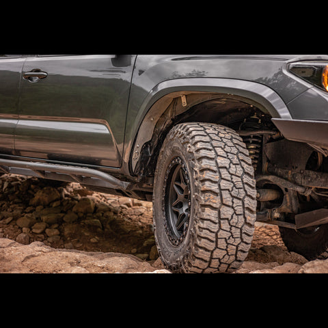 Clearance for 35" tires made possible by C4 Fabrication.