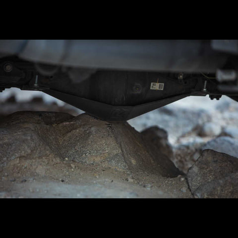 5th gen 4Runner differential skid plate hitting rock