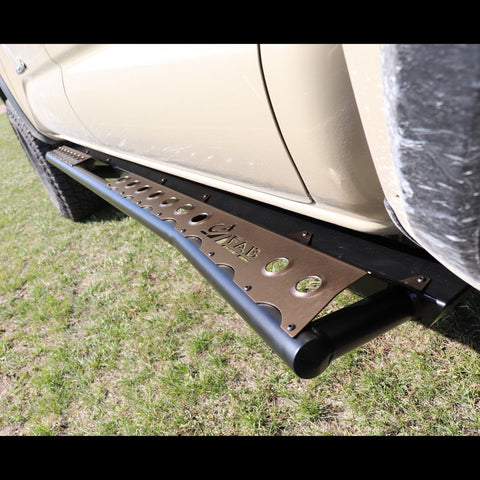 Close up view of the rear step and slider kicker on the C4 Sliders.