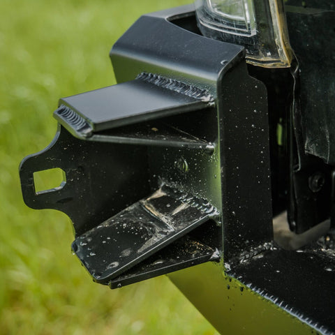 Close-up of the latch catch and beveled seats that ensure that the C4 swing out doesn't rattle or vibrate. 